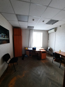 Оренда  офиса початок пр.Правда(Слобожанський),13 кв.м.
