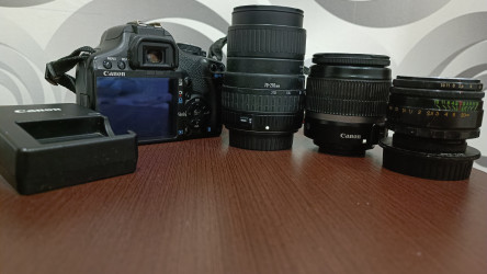 Продам фотоапарат Canon 500D
