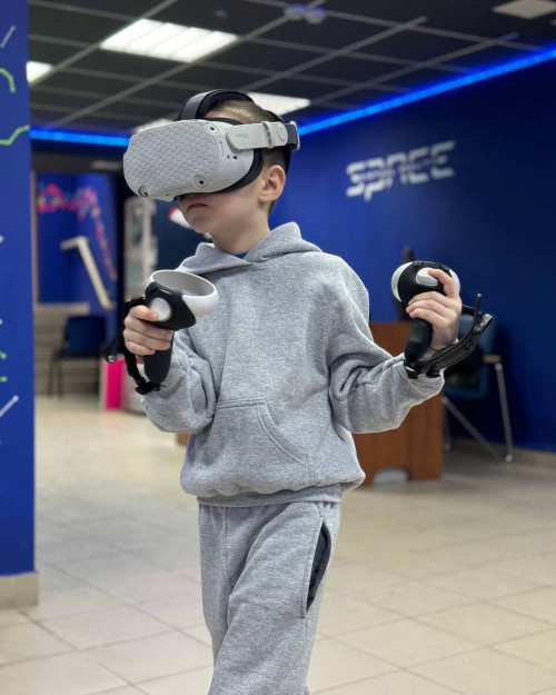Клуб віртуальної реальності Space VR 