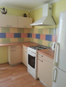продам 2 комн Б арнаутская\Ришельевская от собственика
