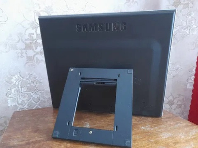 Монітор Samsung SyncMaster 192t з гарантією фото 4