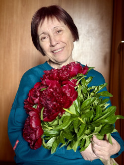 Взаємодопомога! Шукаю доглядальницю для мами. Деталі по тел.0665559032