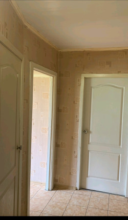Сдам 2к.кв с выходом в парковую зону реки Днепр 0958193540