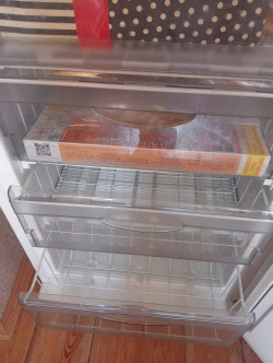 Продам морозилку Атлант