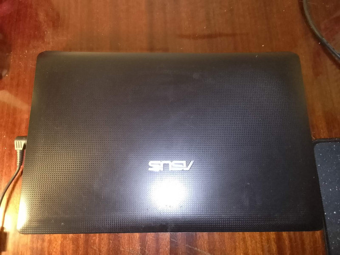 Ноутбук asus з  мишкою 