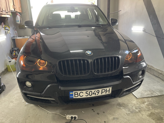 Хімчистка авто,полірування фар,поклейка плівкою,миття двигуна фото 9