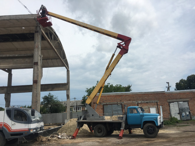 Оренда автовишки Бровари порайону від власника (067) 441 30 25. фото 4