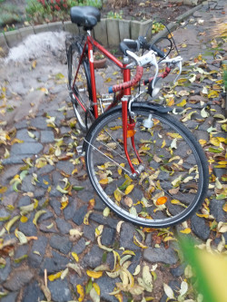 Продам туристичний велосипед (Франція, 90 - і роки), на гарному ходу