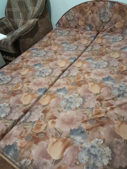 Двохспальна кроаать б/у