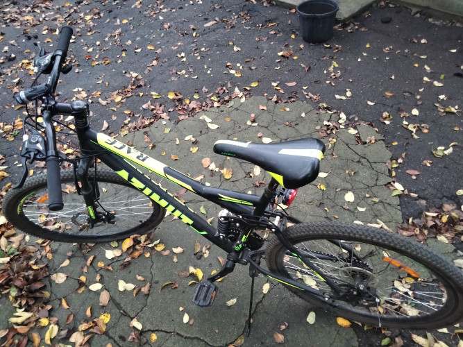 Продам спортивний велосипед фото 2