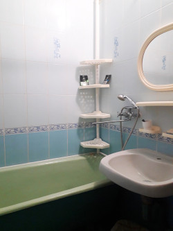 Здам 1-кімн. квартиру ЦУМ, світло не вимикають 7000 за все.