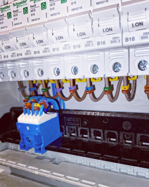 Профессиональный электрик Кривой Рог фото 2