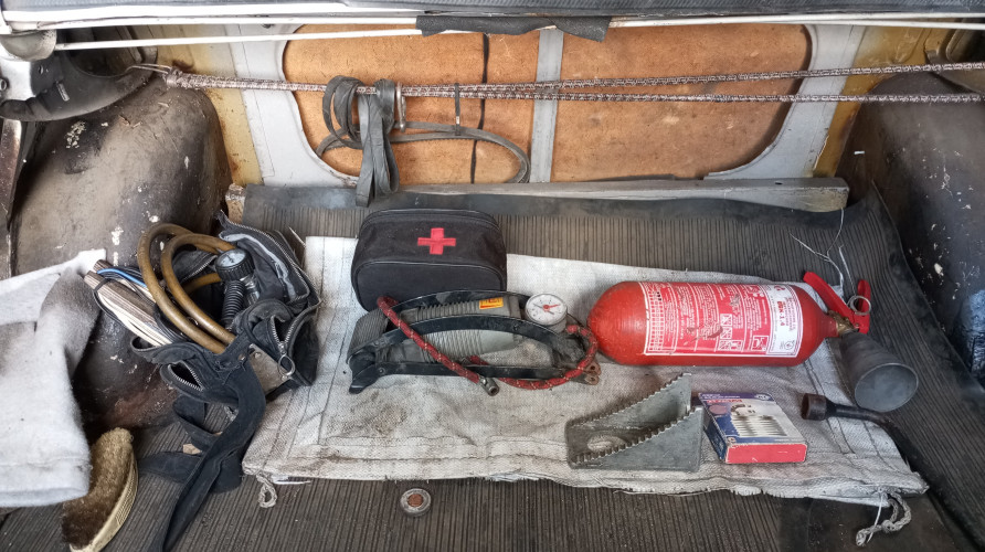 Продам автомобиль москвич АЗЛК-412 коробка передач Фиат фото 8