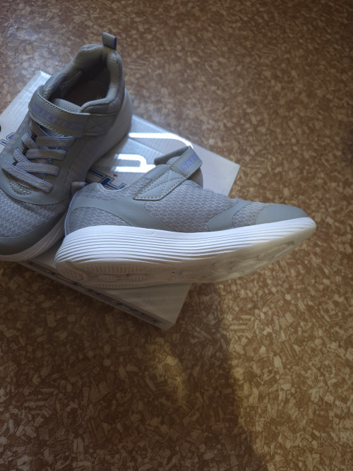 Кросівки для дівчинки 33,5 розмір фото 2