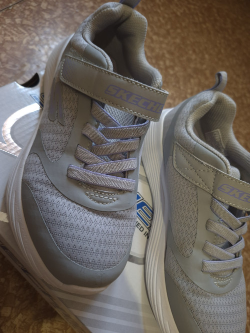 Кросівки для дівчинки 33,5 розмір фото 3