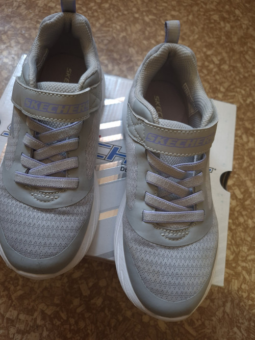 Кросівки для дівчинки 33,5 розмір фото 4