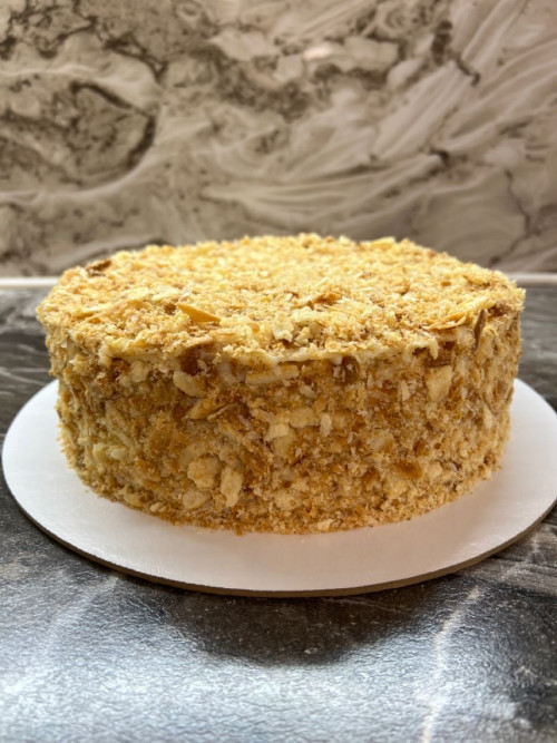 Наполеон,Медовик,Морквяний торт,Еклери,Бельгійські вафлі 