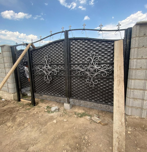 Металлические ворота в Кривом Роге фото 6