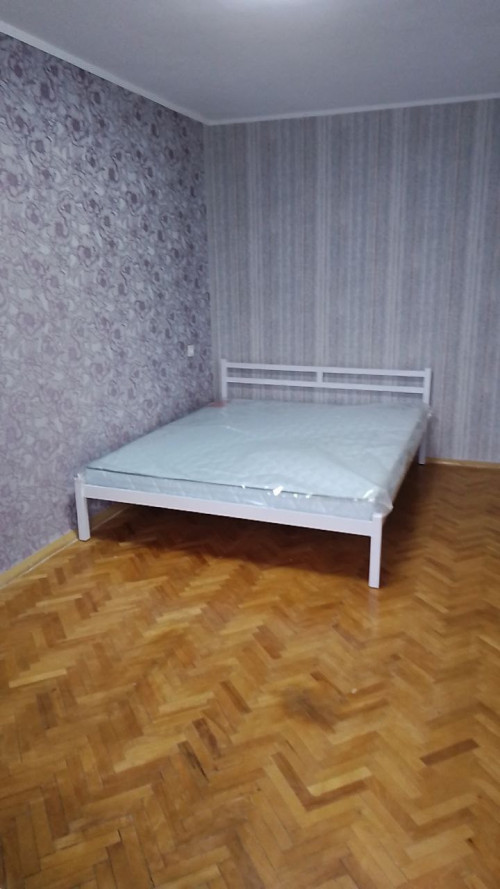 Здаю однокімнатну квартиру, 8 хв. від. метро Печерська 