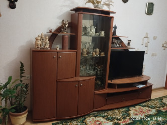 Продам стінку в вітальню