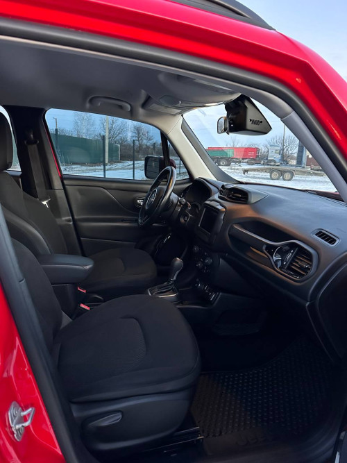 Jeep Renegade 2018 рік фото 4