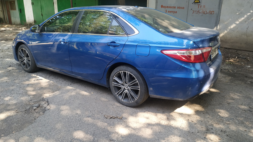 Продам Тойоту Камри фото 3