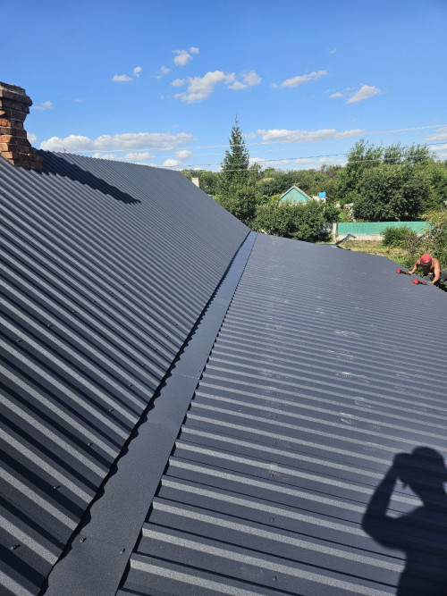 Кровельщики ремонт крыш мелкий и капитальный 