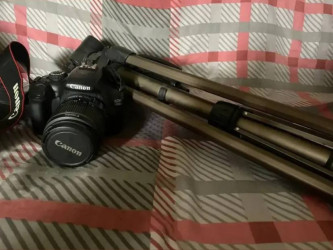 Продам Б/У Фотоапарат цифровий Canon eos 1100d canon ef-m 18-55mm f/3.