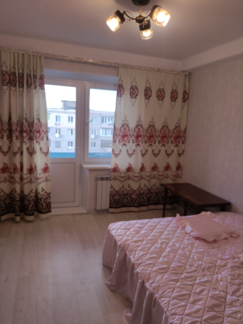 Сдам от хозяина 2-х комнатную квартиру 