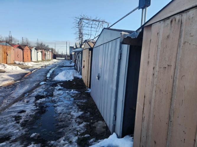 Здається металевий гараж на Зеленій. фото 3