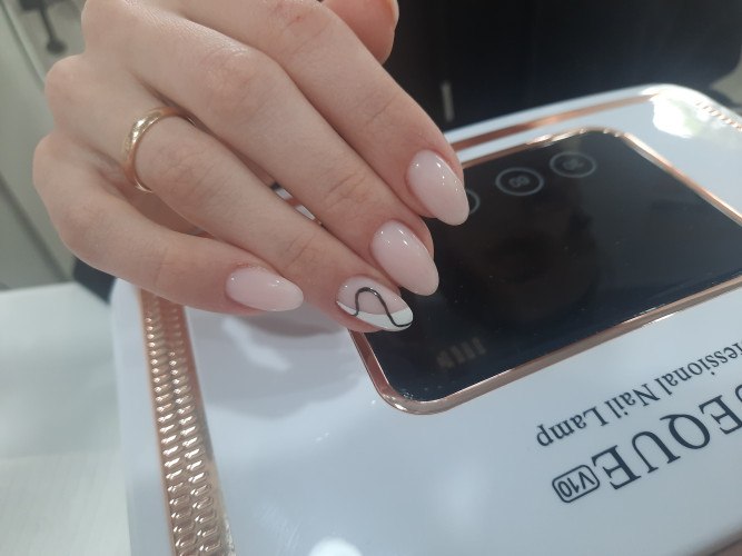 Якісний манікюр та педикюр фото 3