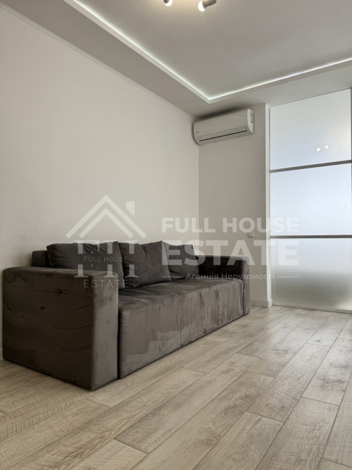 Простора 3-кімнатна квартира біля метро Позняки | 77 м² | Є генератор фото 2