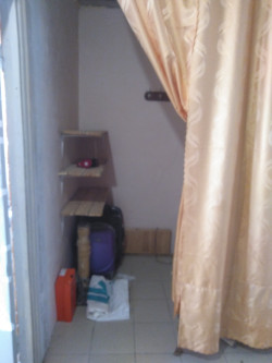 Сідаю квартиру 2- комнатную