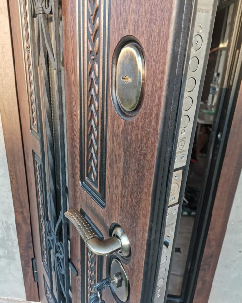 Купить двери входные Кривой Рог фото 2