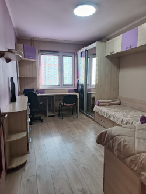 Власник. Здам 2-кімнатну квартиру вул. Саперно-Слобідська, 8 