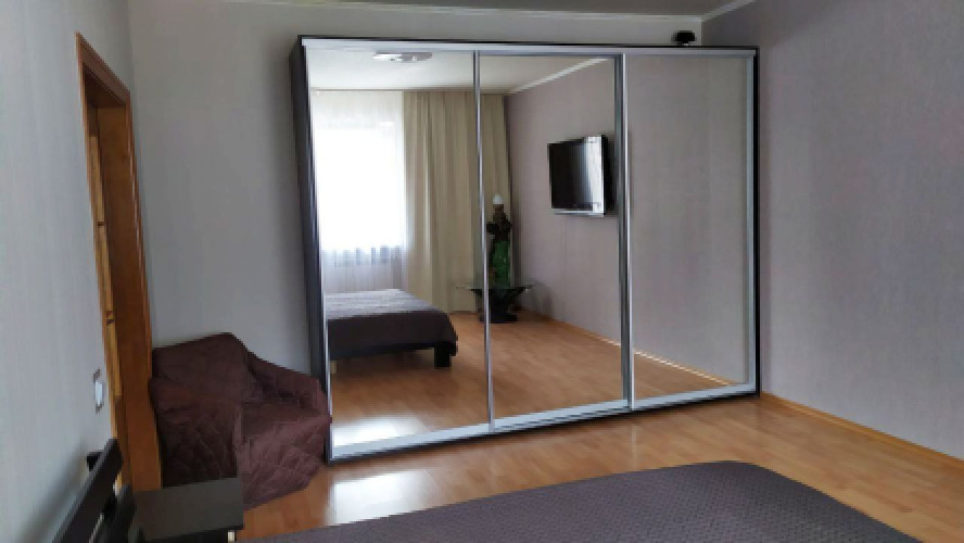 Власник. Здам 2-кімнатну квартиру вул. Саперно-Слобідська, 8 фото 4