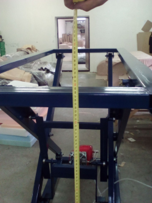 Пневматичний стіл для оббивки м'яких меблів фото 3