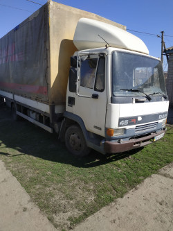 Вантажоперевезення до 5 тонн ДАФ 45