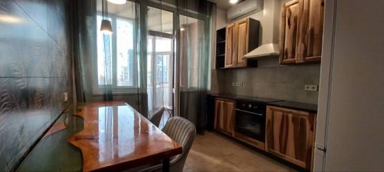 Престиж Холл, Палац Україна, євродвушка