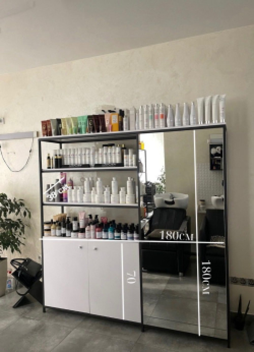 Продам поличку для салону краси 