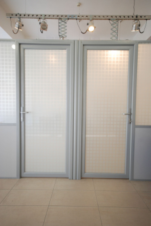 скляні двері, вхідні скляні двері фото 12