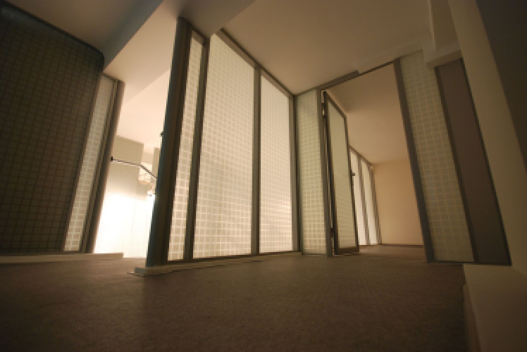 Поклейка плівки на скло фото 3