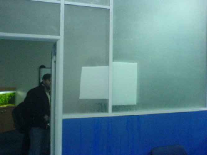 Поклейка плівки на скло фото 6