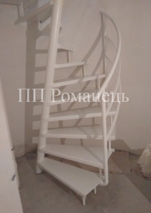 Виготовлення гвинтових сходів з нахиленою віссю у Львові фото 3