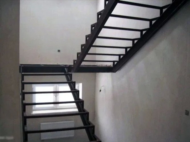 Каркаси сходів (лестніц) Недорого Зіг-заг, монокосоур фото 5