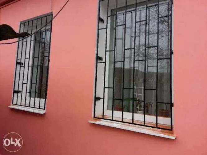 Металлические решетки на окна, грати на вікна. фото 4