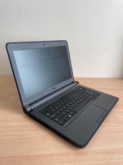 Продам Ноутбук Dell Lat 3340 Core i3-4005U-1,7Ghz/4Gb/ssd120/13,3"