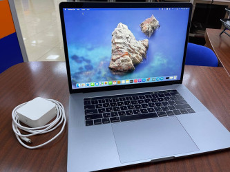 Apple MacBook Pro 15 Core i7 TouchBar 512Gb 16Gb