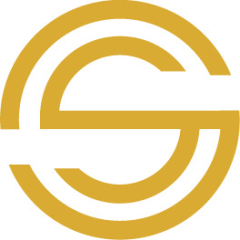 Логотип компанії Golden Staff